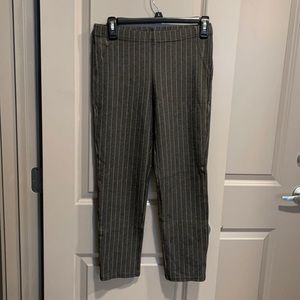 Jegging pinstripe pants